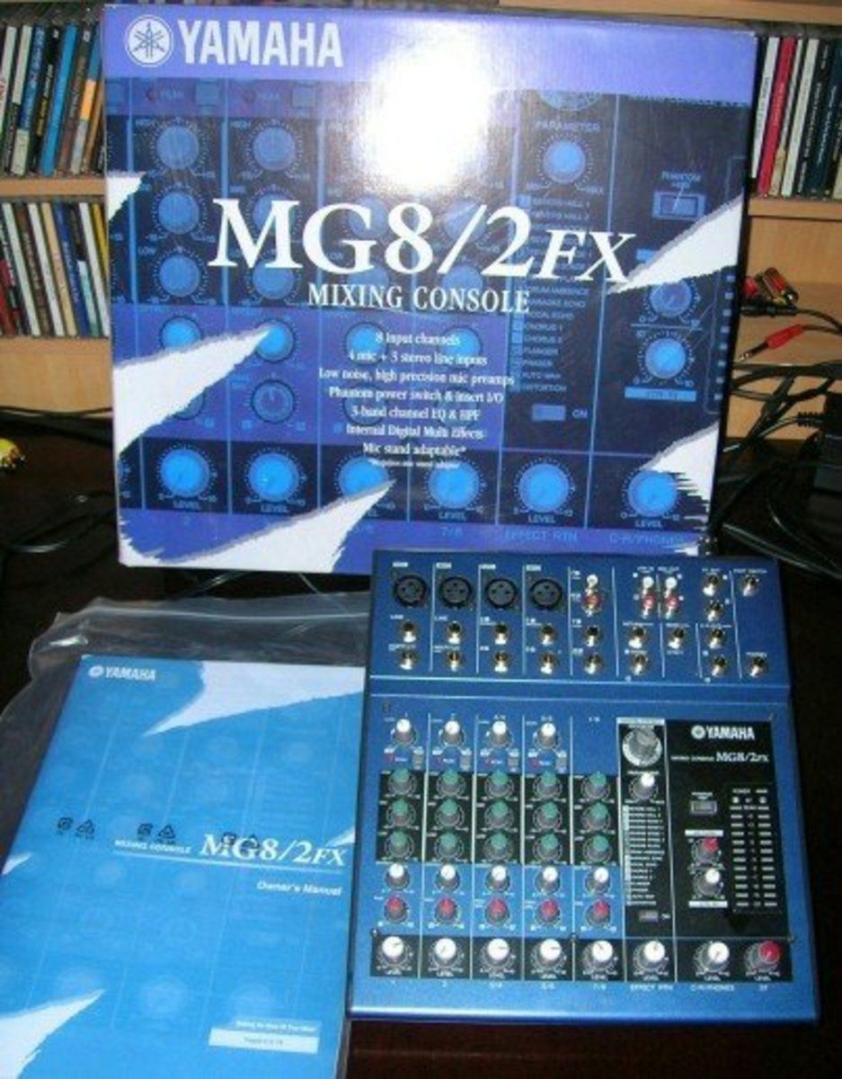 Mixer Yamaha MG8/2FX