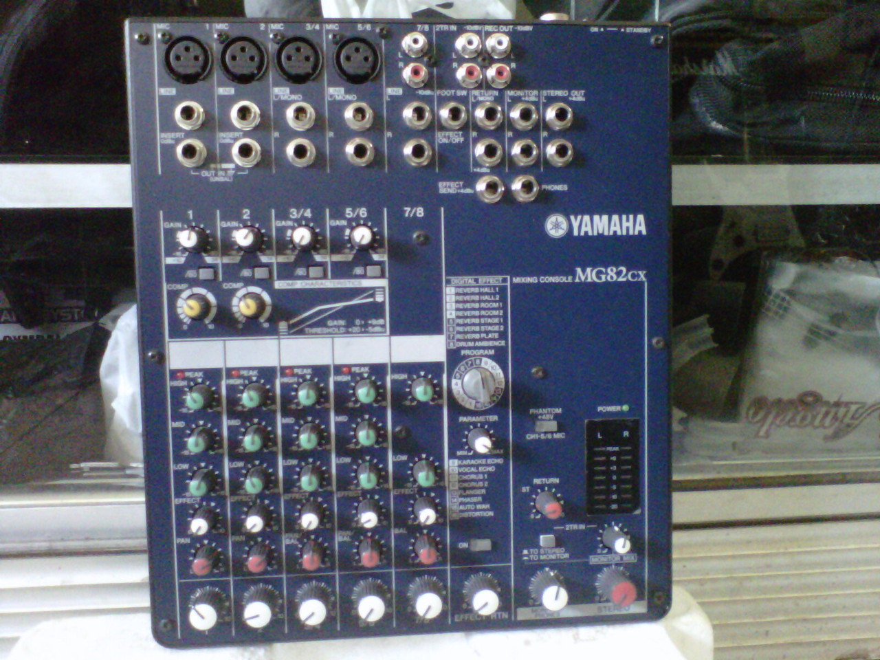 Mixer Yamaha MG82CX